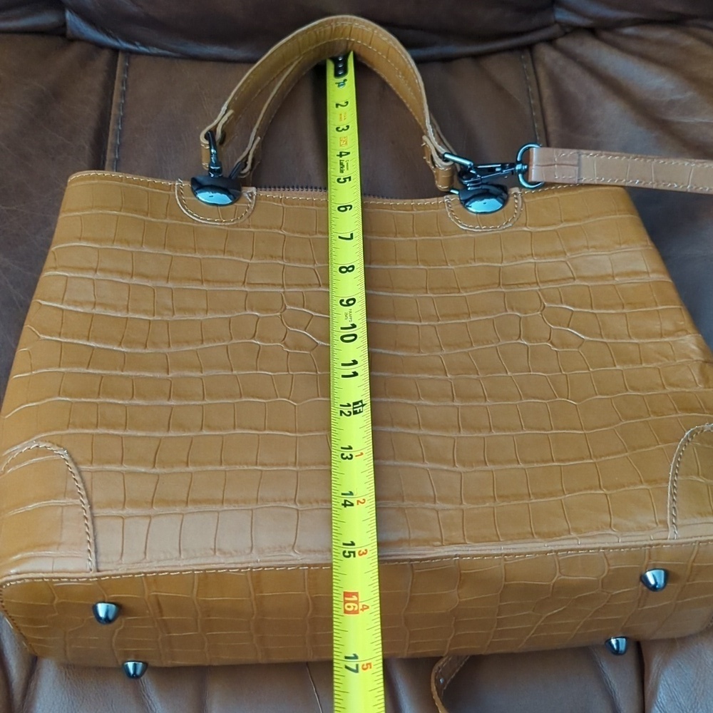 HP. Made in Italy Divina Firenze Embossed Alligator Leather 2-Way Bag - Picture 11 of 14